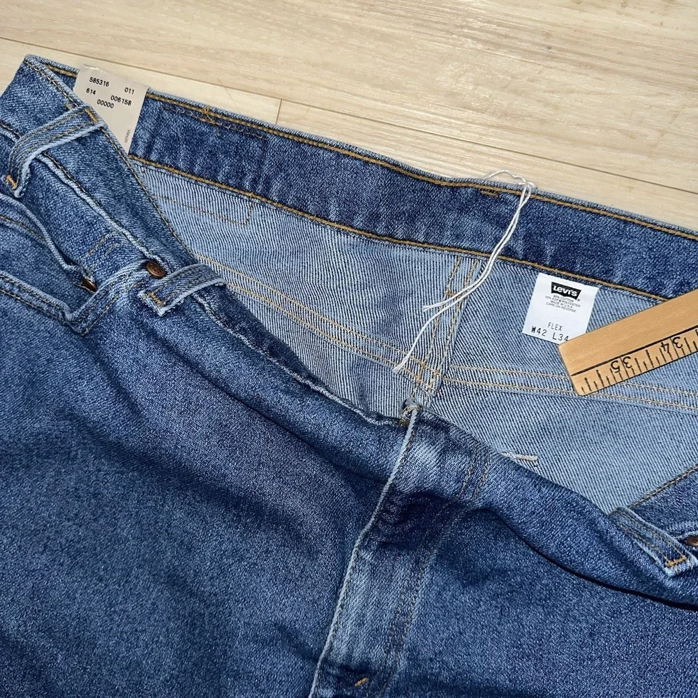 Vintage‎ Levi's 540 Jeans Signature Relaxed Fit Size 42x30 fits 42x20 NEW Capris